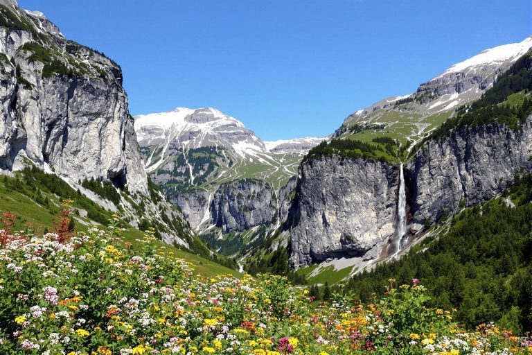 Le petit Yosemite français existe : il se trouve en Savoie et reste méconnu du grand public.jpg