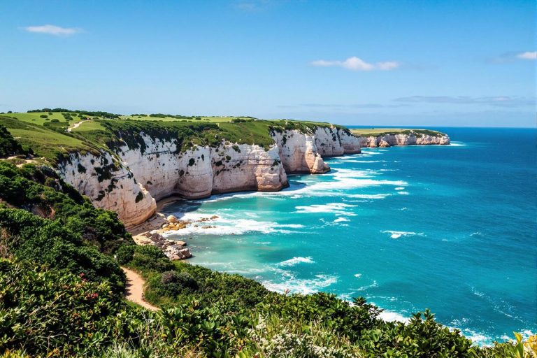 La Bretagne offre des paysages uniques ! Voici 5 lieux incontournables à visiter absolument.jpg